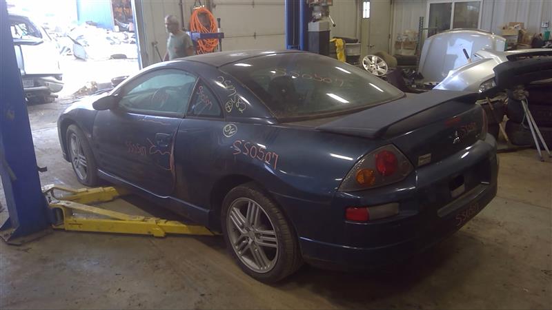 https://f005.backblazeb2.com/file/img-partshotlines-com/Inventory/EC885/Vehicle/19986_07.jpg
