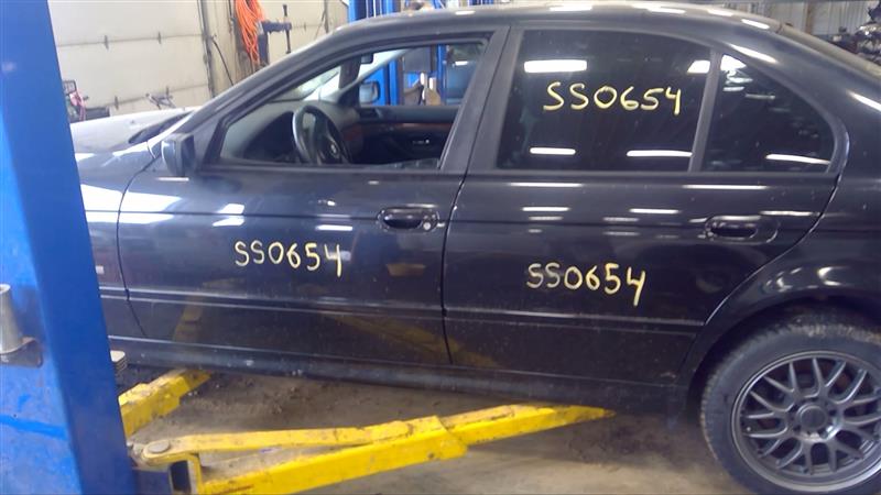 https://f005.backblazeb2.com/file/img-partshotlines-com/Inventory/EC885/Vehicle/19988_07.jpg