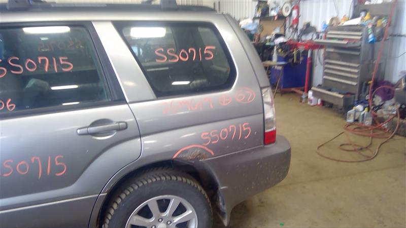 https://f005.backblazeb2.com/file/img-partshotlines-com/Inventory/EC885/Vehicle/20074_07.jpg