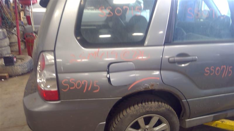 https://f005.backblazeb2.com/file/img-partshotlines-com/Inventory/EC885/Vehicle/20074_09.jpg
