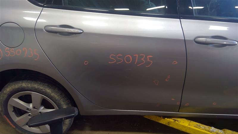 https://f005.backblazeb2.com/file/img-partshotlines-com/Inventory/EC885/Vehicle/20093_11.jpg