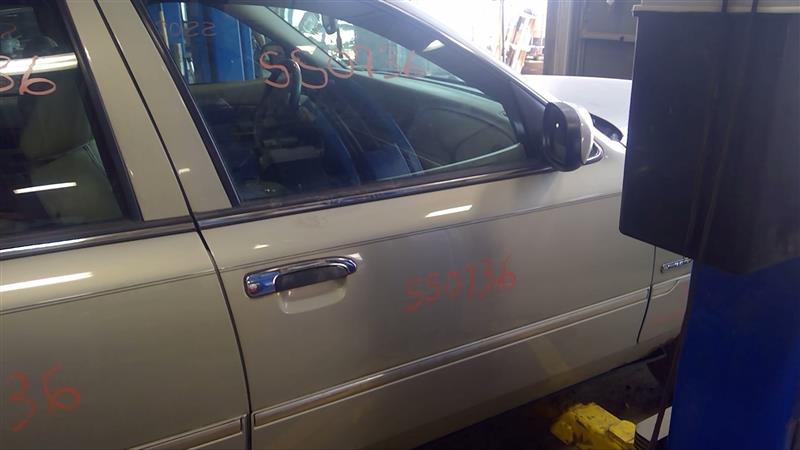 https://f005.backblazeb2.com/file/img-partshotlines-com/Inventory/EC885/Vehicle/20098_11.jpg
