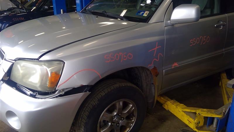 https://f005.backblazeb2.com/file/img-partshotlines-com/Inventory/EC885/Vehicle/20106_07.jpg