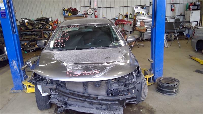 https://f005.backblazeb2.com/file/img-partshotlines-com/Inventory/EC885/Vehicle/20258_04.jpg