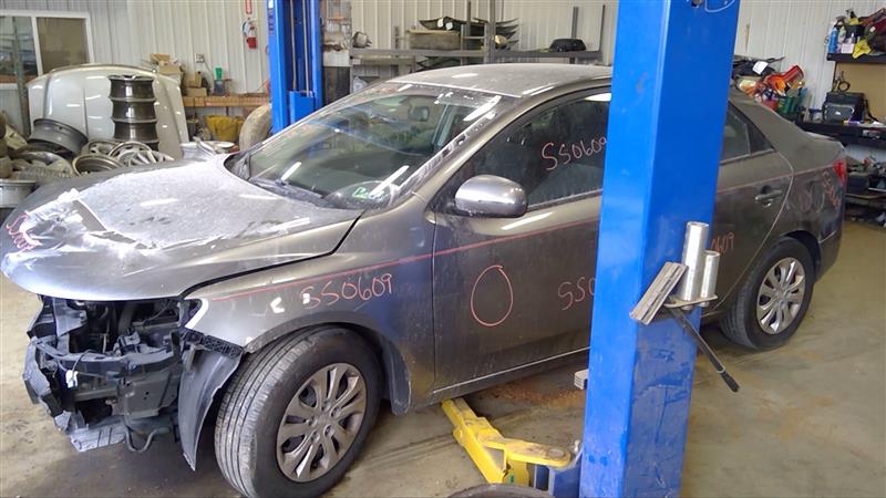 https://f005.backblazeb2.com/file/img-partshotlines-com/Inventory/EC885/Vehicle/20258_10.jpg