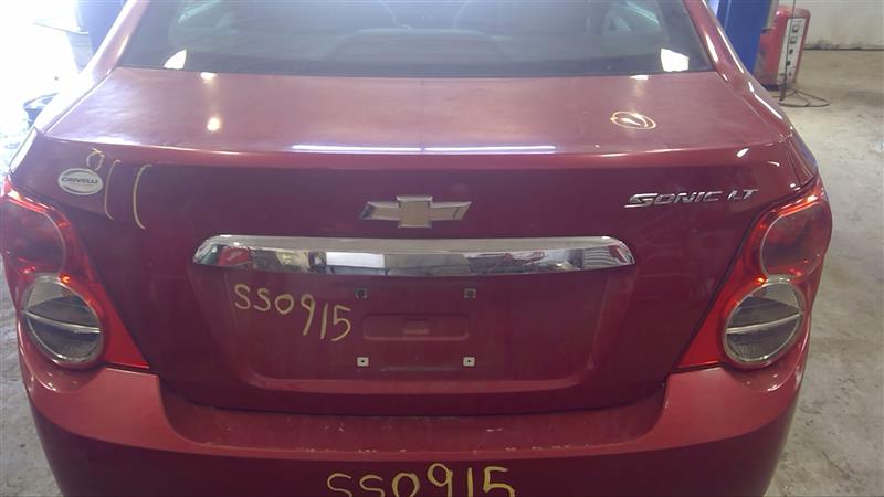https://f005.backblazeb2.com/file/img-partshotlines-com/Inventory/EC885/Vehicle/20313_12.jpg