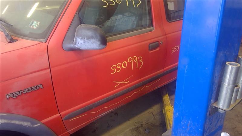 https://f005.backblazeb2.com/file/img-partshotlines-com/Inventory/EC885/Vehicle/20428_07.jpg