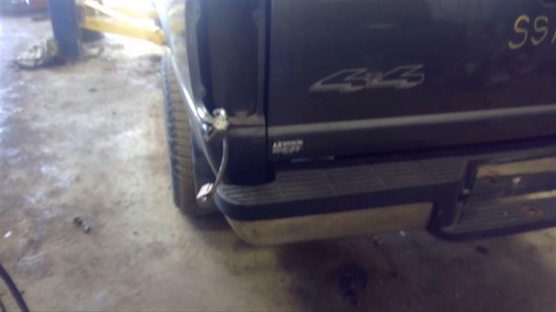https://f005.backblazeb2.com/file/img-partshotlines-com/Inventory/EC885/Vehicle/20460_12.jpg