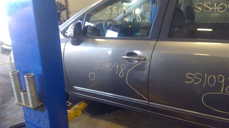 https://f005.backblazeb2.com/file/img-partshotlines-com/Inventory/EC885/Vehicle/20544_06.jpg