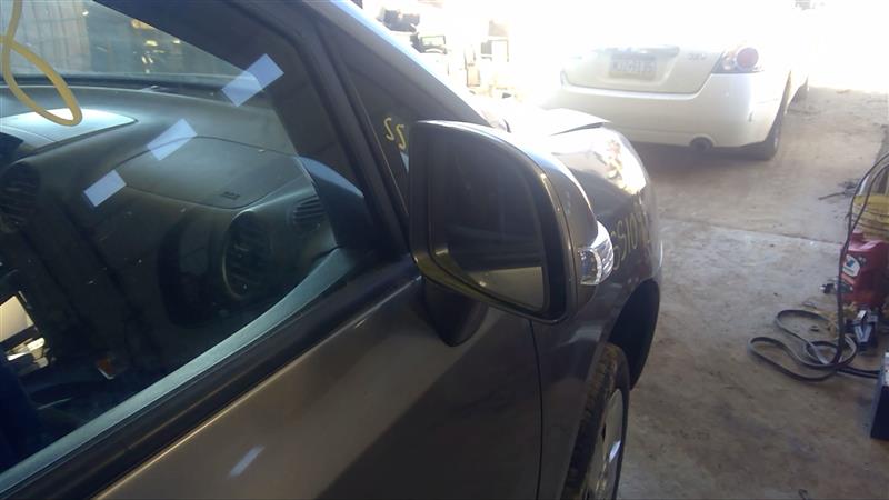 https://f005.backblazeb2.com/file/img-partshotlines-com/Inventory/EC885/Vehicle/20544_12.jpg