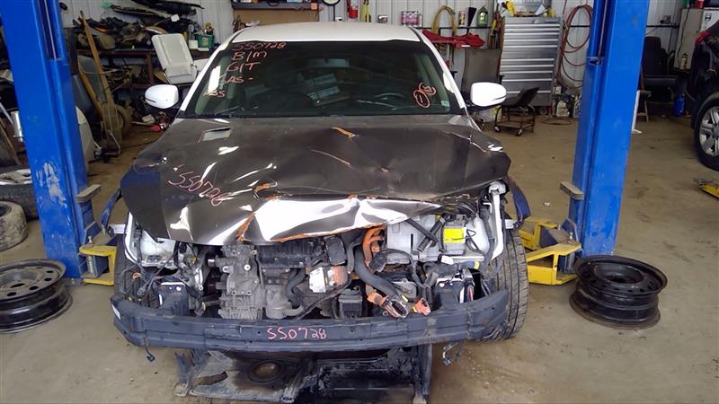 https://f005.backblazeb2.com/file/img-partshotlines-com/Inventory/EC885/Vehicle/20582_03.jpg