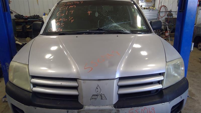 https://f005.backblazeb2.com/file/img-partshotlines-com/Inventory/EC885/Vehicle/20666_05.jpg