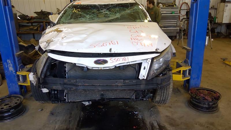 https://f005.backblazeb2.com/file/img-partshotlines-com/Inventory/EC885/Vehicle/20673_07.jpg