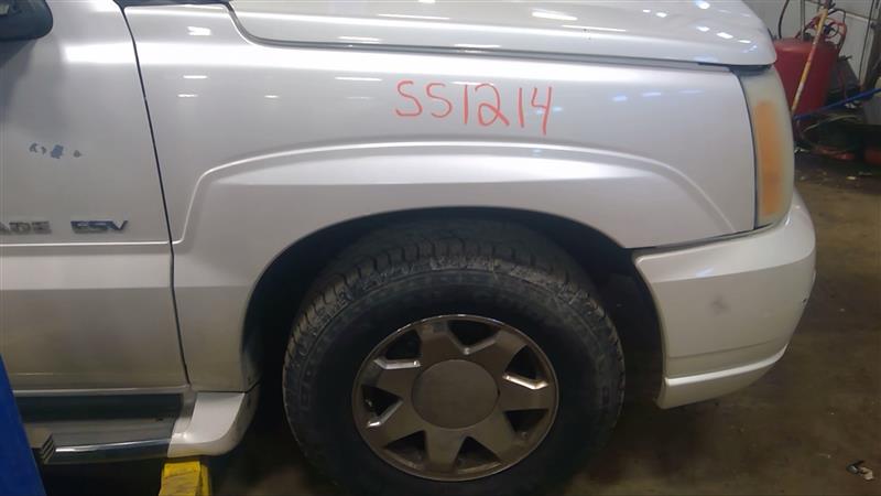https://f005.backblazeb2.com/file/img-partshotlines-com/Inventory/EC885/Vehicle/20722_06.jpg