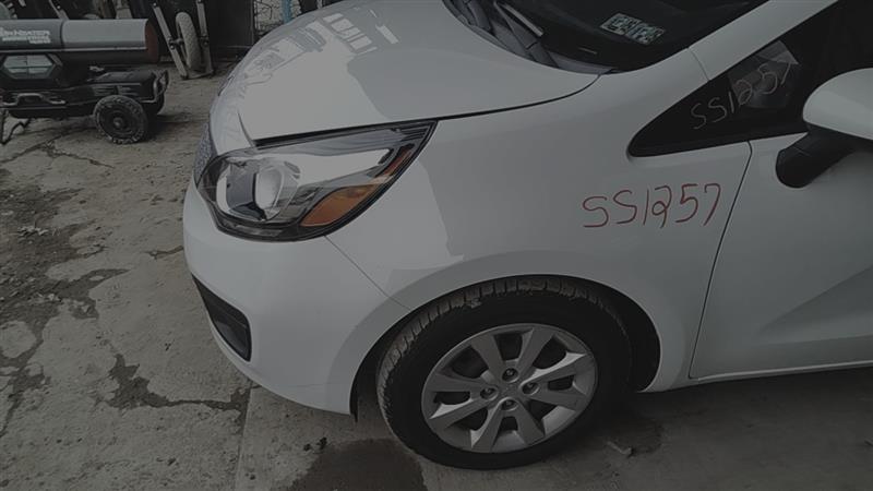 https://f005.backblazeb2.com/file/img-partshotlines-com/Inventory/EC885/Vehicle/20801_06.jpg