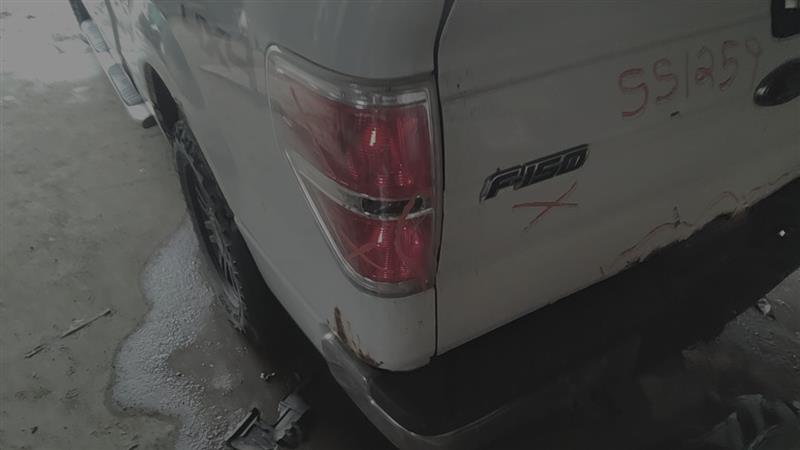 https://f005.backblazeb2.com/file/img-partshotlines-com/Inventory/EC885/Vehicle/20803_09.jpg