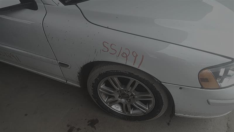 https://f005.backblazeb2.com/file/img-partshotlines-com/Inventory/EC885/Vehicle/20819_05.jpg