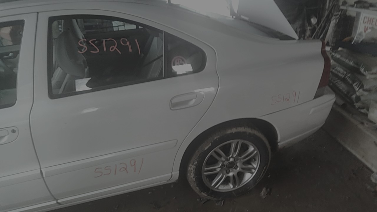 https://f005.backblazeb2.com/file/img-partshotlines-com/Inventory/EC885/Vehicle/20819_10.jpg