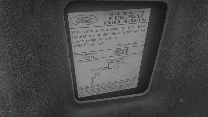 https://f005.backblazeb2.com/file/img-partshotlines-com/Inventory/EC885/Vehicle/20843_02.jpg