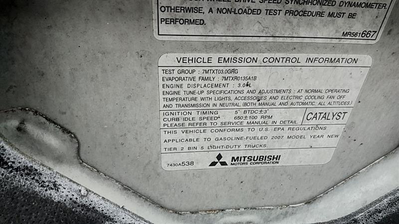 https://f005.backblazeb2.com/file/img-partshotlines-com/Inventory/EC885/Vehicle/20854_02.jpg