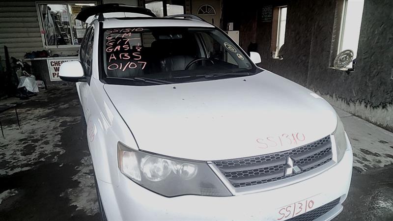 https://f005.backblazeb2.com/file/img-partshotlines-com/Inventory/EC885/Vehicle/20854_05.jpg