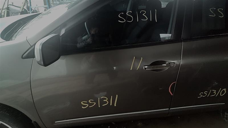 https://f005.backblazeb2.com/file/img-partshotlines-com/Inventory/EC885/Vehicle/20856_08.jpg