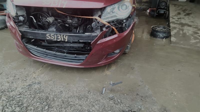 https://f005.backblazeb2.com/file/img-partshotlines-com/Inventory/EC885/Vehicle/20859_05.jpg