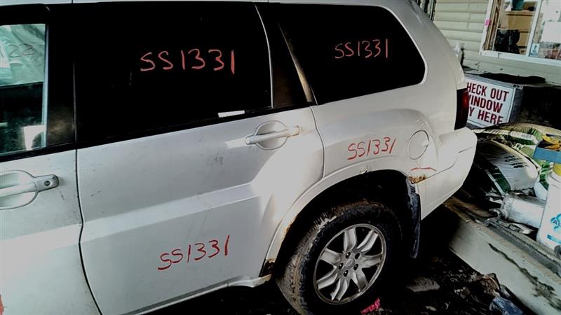 https://f005.backblazeb2.com/file/img-partshotlines-com/Inventory/EC885/Vehicle/20896_10.jpg