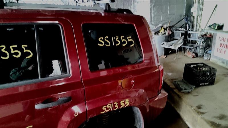 https://f005.backblazeb2.com/file/img-partshotlines-com/Inventory/EC885/Vehicle/20940_11.jpg