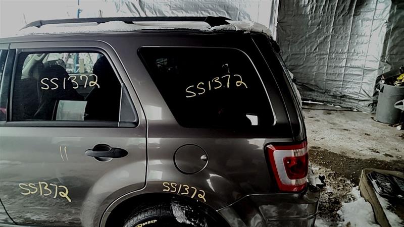 https://f005.backblazeb2.com/file/img-partshotlines-com/Inventory/EC885/Vehicle/20969_11.jpg