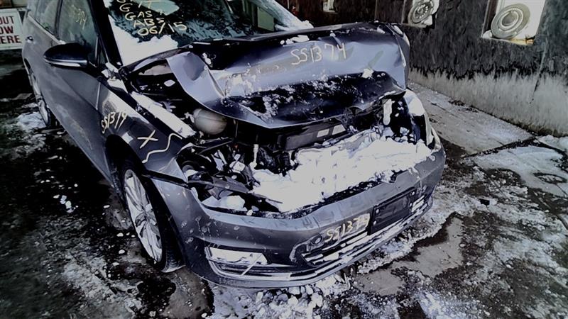 https://f005.backblazeb2.com/file/img-partshotlines-com/Inventory/EC885/Vehicle/20971_04.jpg