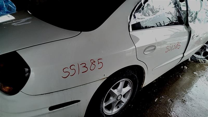 https://f005.backblazeb2.com/file/img-partshotlines-com/Inventory/EC885/Vehicle/20984_12.jpg