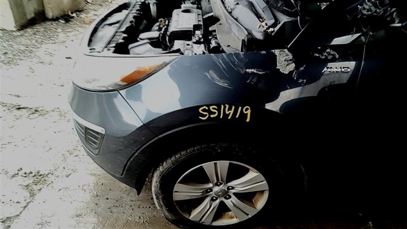 https://f005.backblazeb2.com/file/img-partshotlines-com/Inventory/EC885/Vehicle/21033_04.jpg