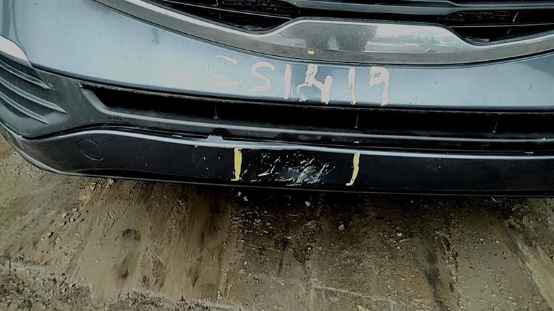 https://f005.backblazeb2.com/file/img-partshotlines-com/Inventory/EC885/Vehicle/21033_09.jpg