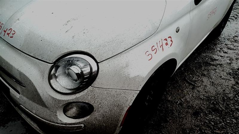 https://f005.backblazeb2.com/file/img-partshotlines-com/Inventory/EC885/Vehicle/21039_04.jpg
