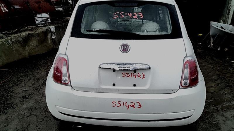 https://f005.backblazeb2.com/file/img-partshotlines-com/Inventory/EC885/Vehicle/21039_08.jpg