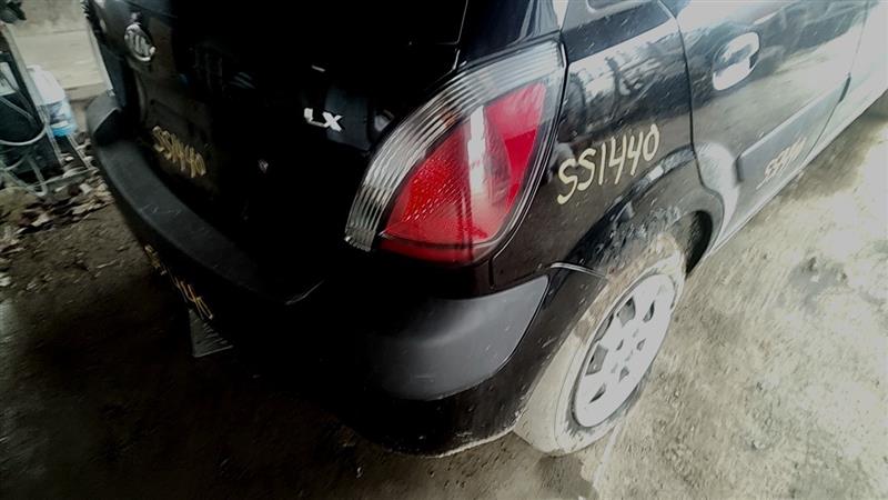 https://f005.backblazeb2.com/file/img-partshotlines-com/Inventory/EC885/Vehicle/21062_09.jpg