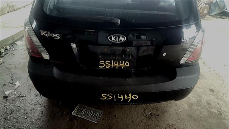 https://f005.backblazeb2.com/file/img-partshotlines-com/Inventory/EC885/Vehicle/21062_10.jpg