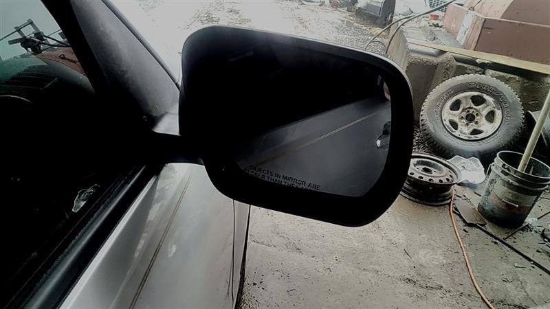 https://f005.backblazeb2.com/file/img-partshotlines-com/Inventory/EC885/Vehicle/21082_10.jpg