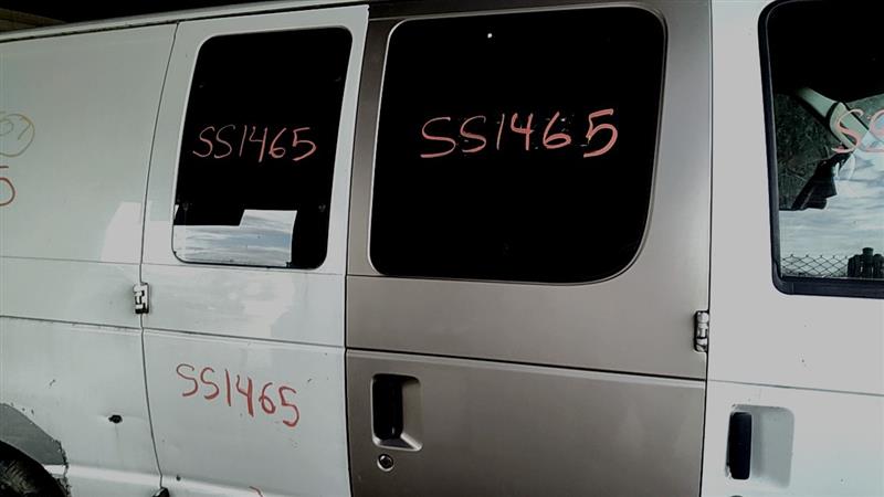 https://f005.backblazeb2.com/file/img-partshotlines-com/Inventory/EC885/Vehicle/21092_09.jpg