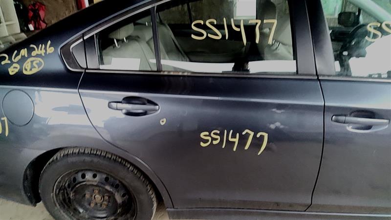 https://f005.backblazeb2.com/file/img-partshotlines-com/Inventory/EC885/Vehicle/21111_09.jpg