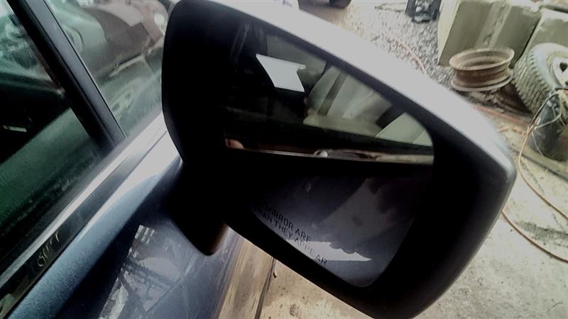 https://f005.backblazeb2.com/file/img-partshotlines-com/Inventory/EC885/Vehicle/21111_11.jpg