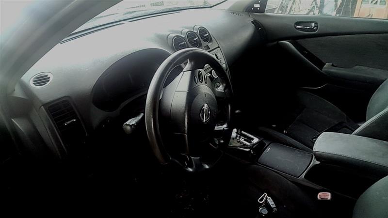 https://f005.backblazeb2.com/file/img-partshotlines-com/Inventory/EC885/Vehicle/21148_04.jpg