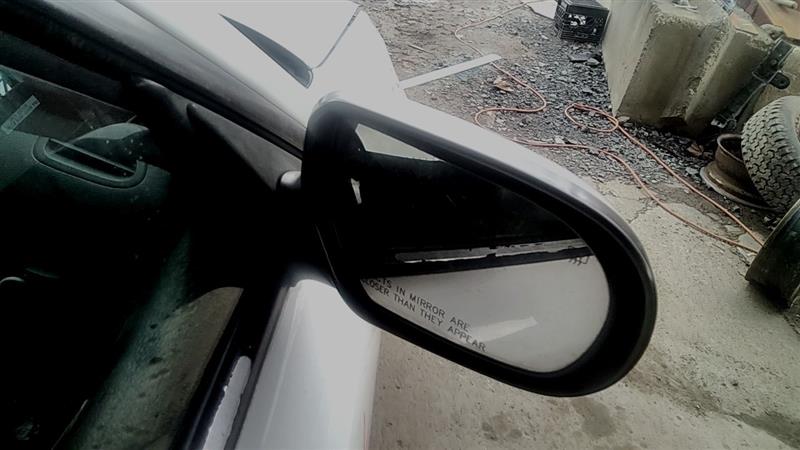 https://f005.backblazeb2.com/file/img-partshotlines-com/Inventory/EC885/Vehicle/21174_09.jpg