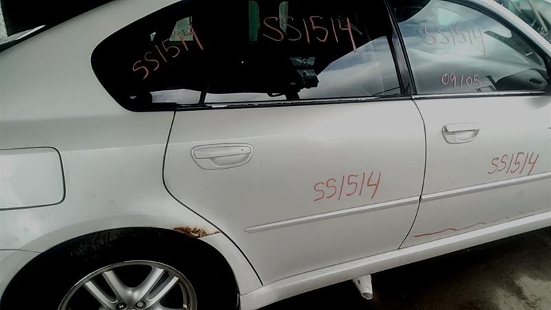 https://f005.backblazeb2.com/file/img-partshotlines-com/Inventory/EC885/Vehicle/21174_10.jpg