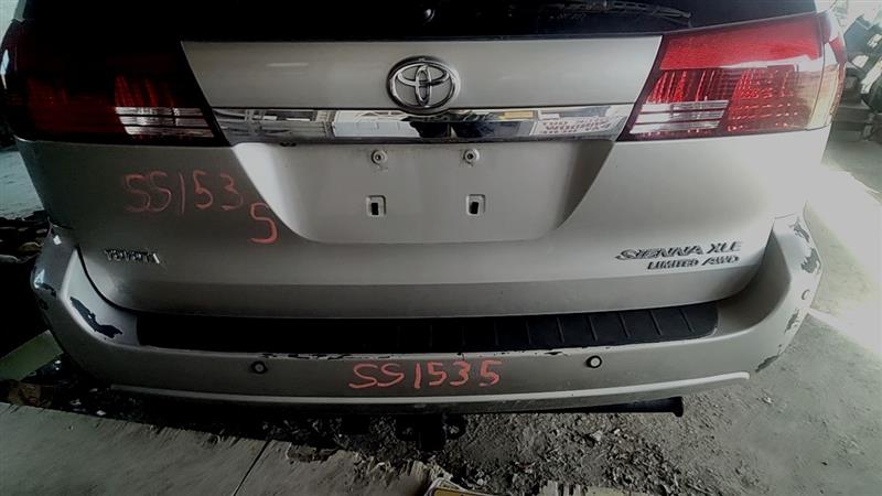 https://f005.backblazeb2.com/file/img-partshotlines-com/Inventory/EC885/Vehicle/21204_11.jpg
