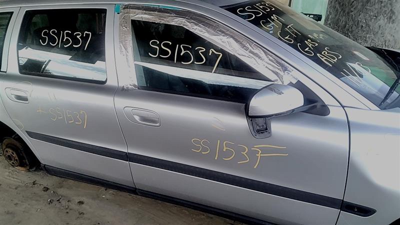 https://f005.backblazeb2.com/file/img-partshotlines-com/Inventory/EC885/Vehicle/21208_08.jpg