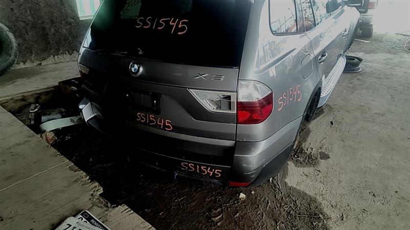 https://f005.backblazeb2.com/file/img-partshotlines-com/Inventory/EC885/Vehicle/21226_12.jpg