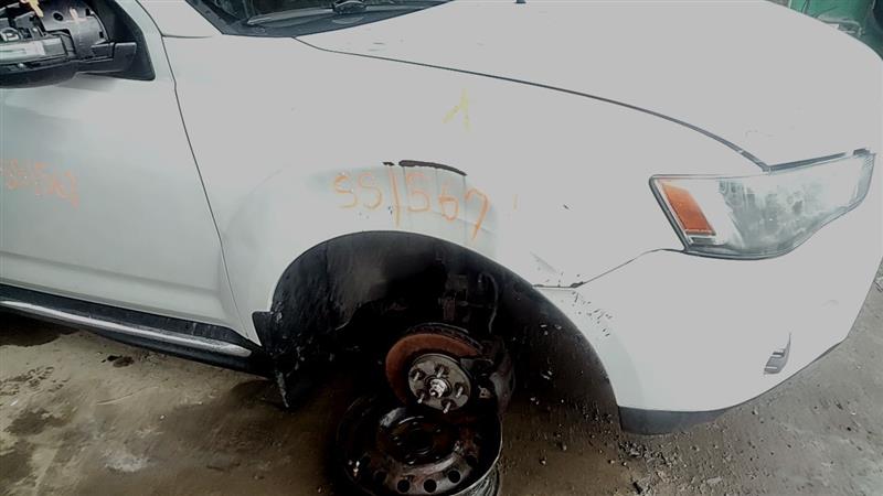 https://f005.backblazeb2.com/file/img-partshotlines-com/Inventory/EC885/Vehicle/21254_06.jpg