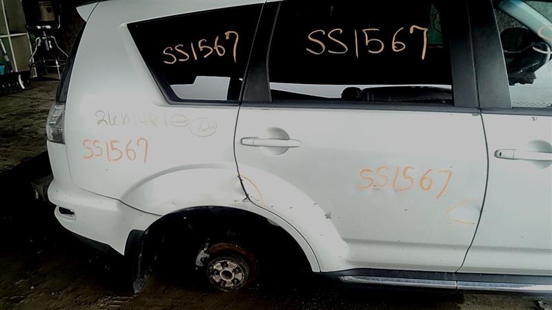 https://f005.backblazeb2.com/file/img-partshotlines-com/Inventory/EC885/Vehicle/21254_09.jpg